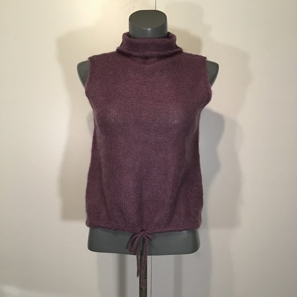 TBK Sweaters - TDK Sleeveless Turtleneck Knit Top Size M